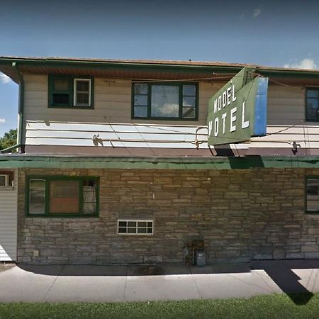 Model Motel Kankakee Zewnętrze zdjęcie